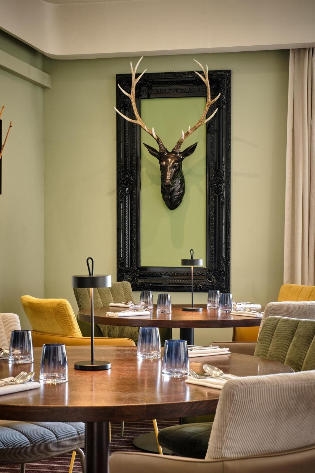 Hotel Restaurant Crystal Erstein Luaran gambar
